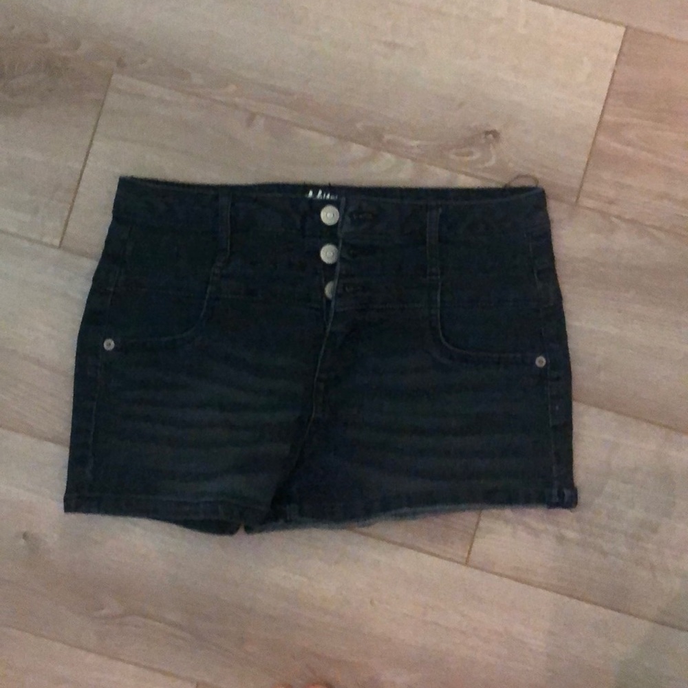 Dark washed high waisted jeans